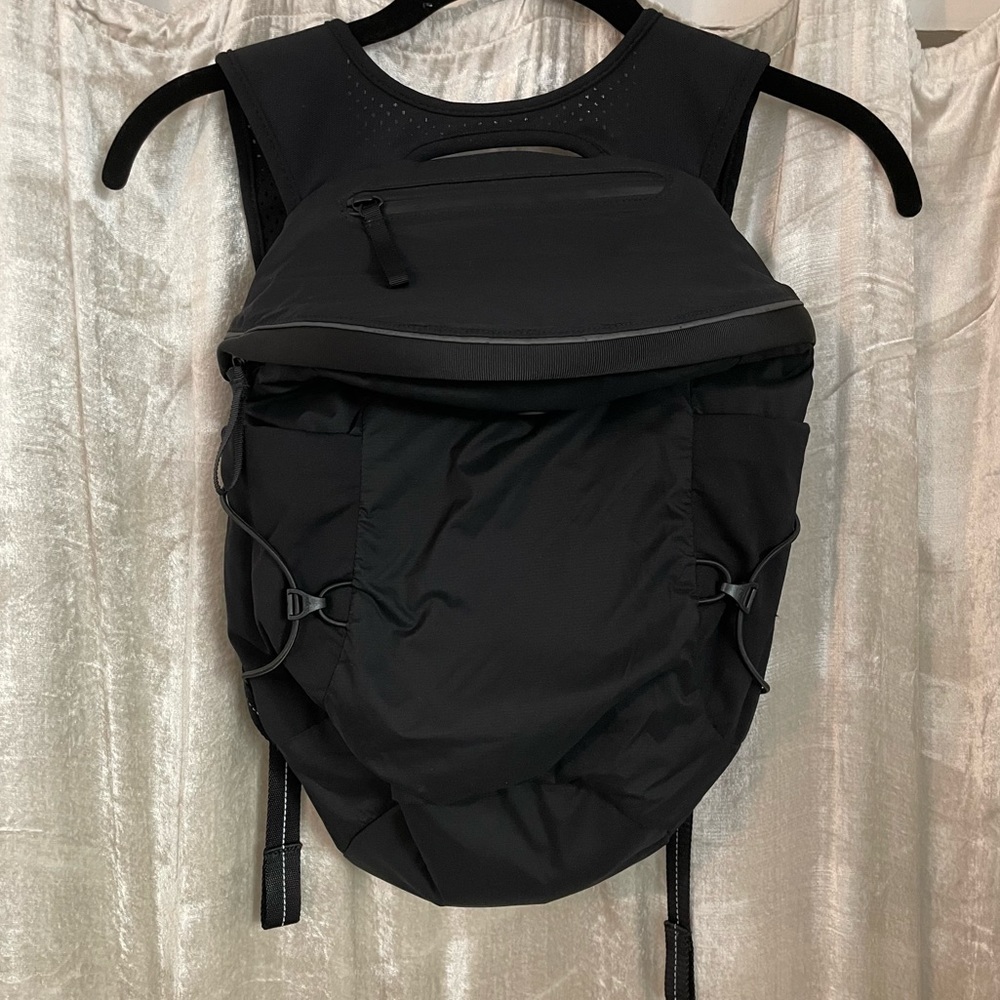 Lululemon Run All Day Backpack